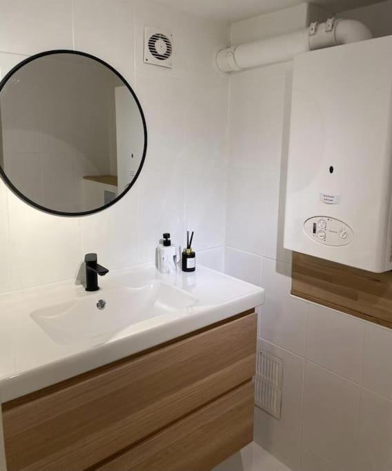 L'Essentiel Apartment ดีน็อง ภายนอก รูปภาพ